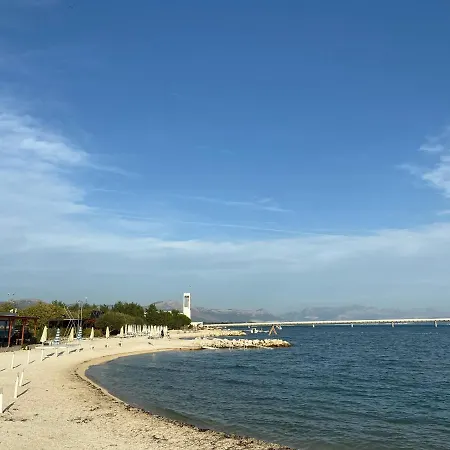 Dragazzo アパート トロギール