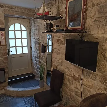 Apartment Dragazzo *
